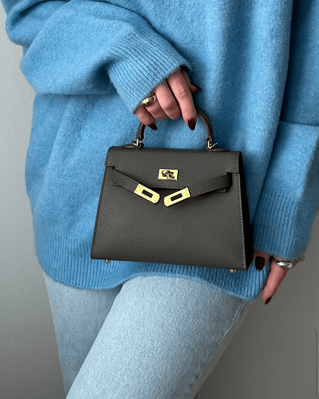 DAH Claire Leather Bag – Effortless Elegance in Every Detail