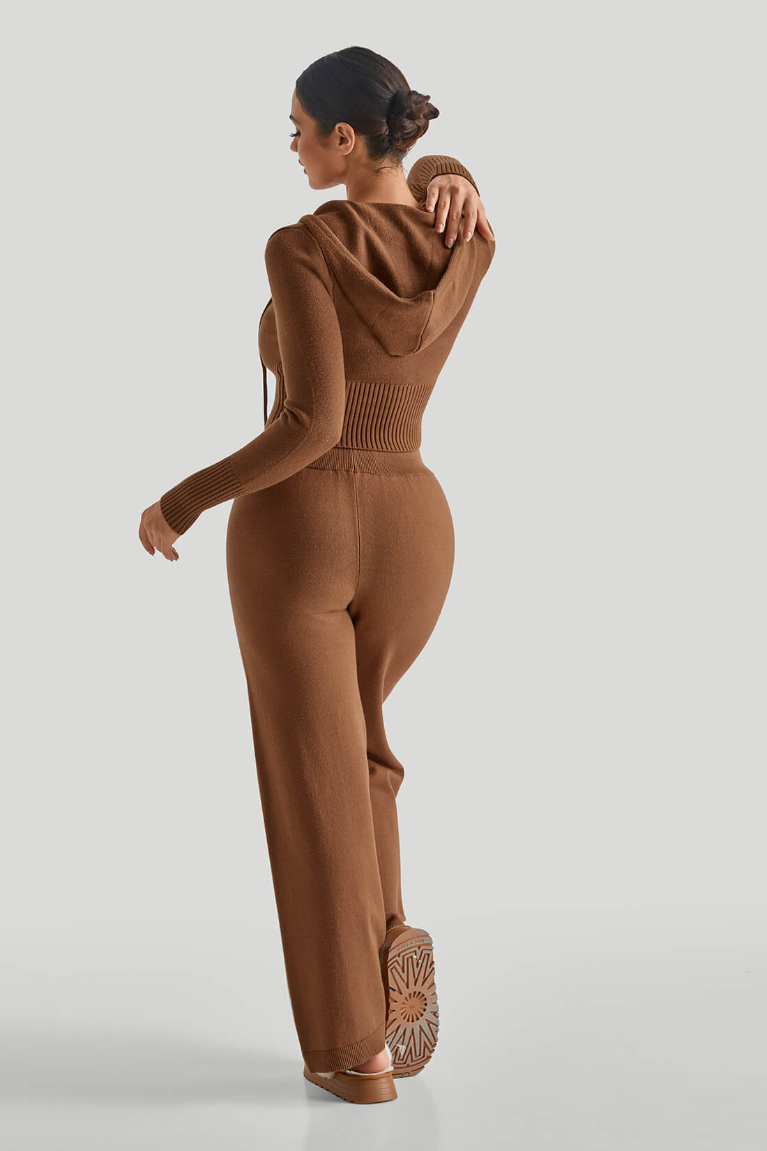 DAH Two-Way Zipper Knitwear Suit – Versatile Elegance for Every Occasion