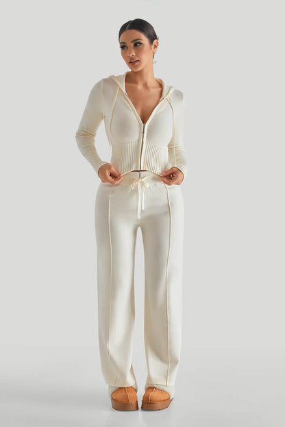 DAH Two-Way Zipper Knitwear Suit – Versatile Elegance for Every Occasion