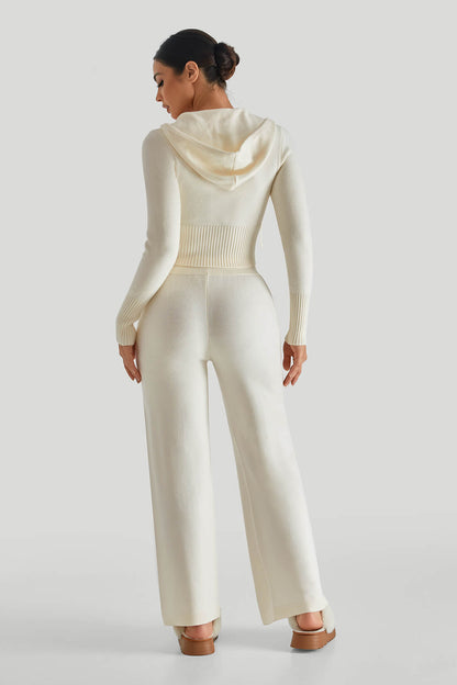 DAH Two-Way Zipper Knitwear Suit – Versatile Elegance for Every Occasion