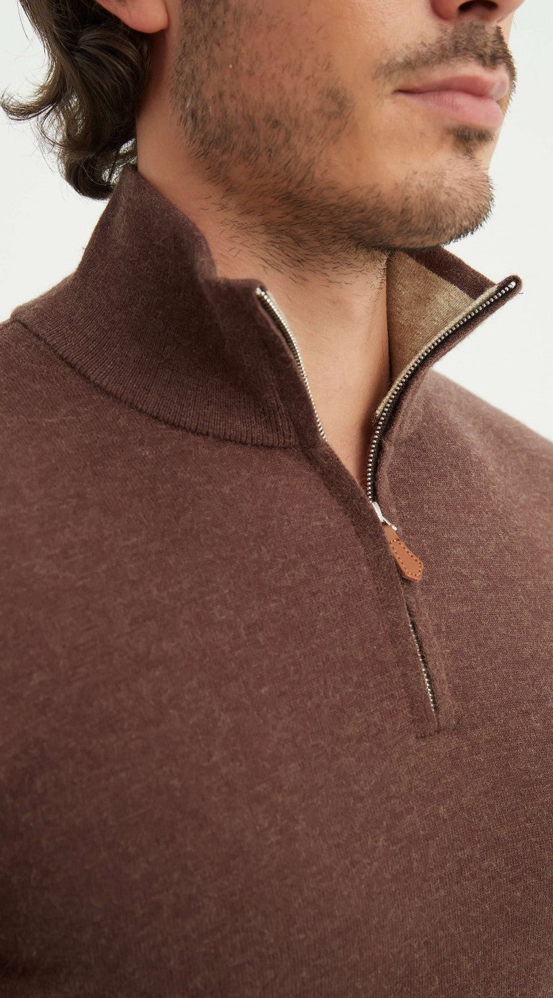 DAH Quarter-Zip Sweater – Premium Comfort with Cashmere Touch Innovation