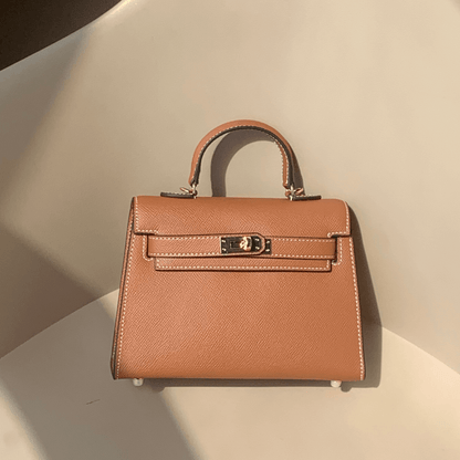 DAH Claire Leather Bag – Effortless Elegance in Every Detail