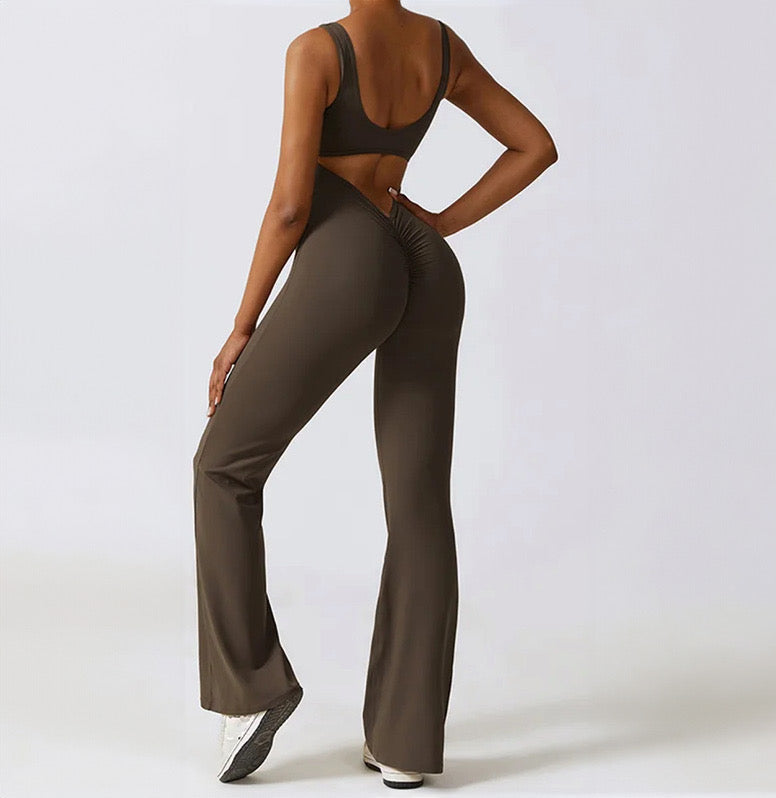 DAH Elisa Jumpsuit – Feel Confident and Powerful in Every Workout!