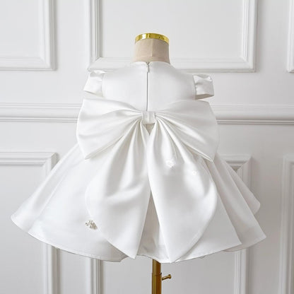 Lovely Baby Girl White Dress Toddler Birthday Bow-knot Princess Dress