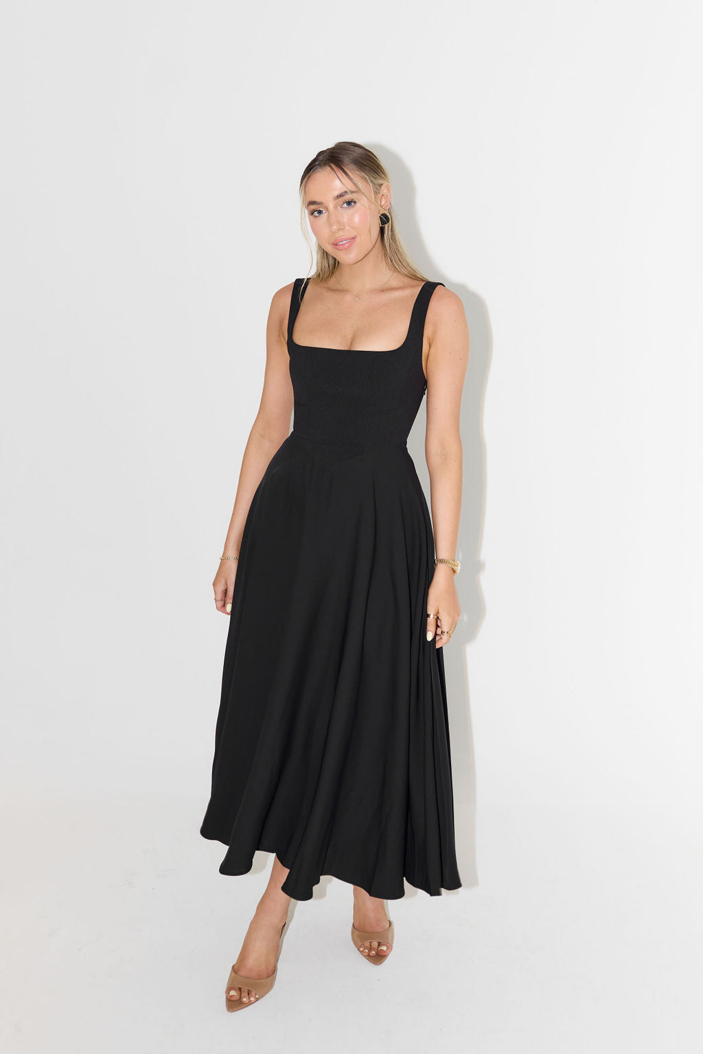 DAH Avera Midi Dress: Back by Popular Demand – The Must-Have of the Season