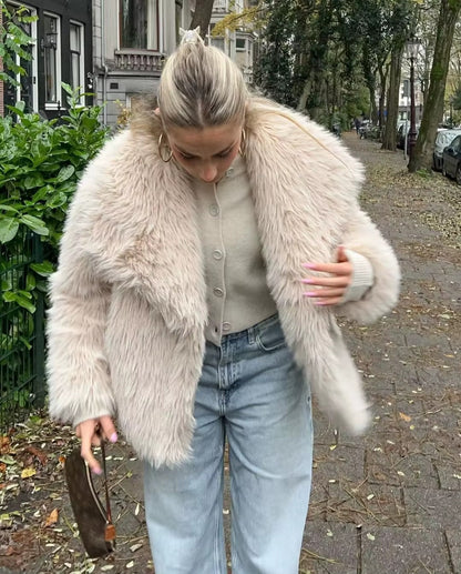 DAH Retro Luxe Fur Coat: Timeless Elegance Meets Modern Comfort