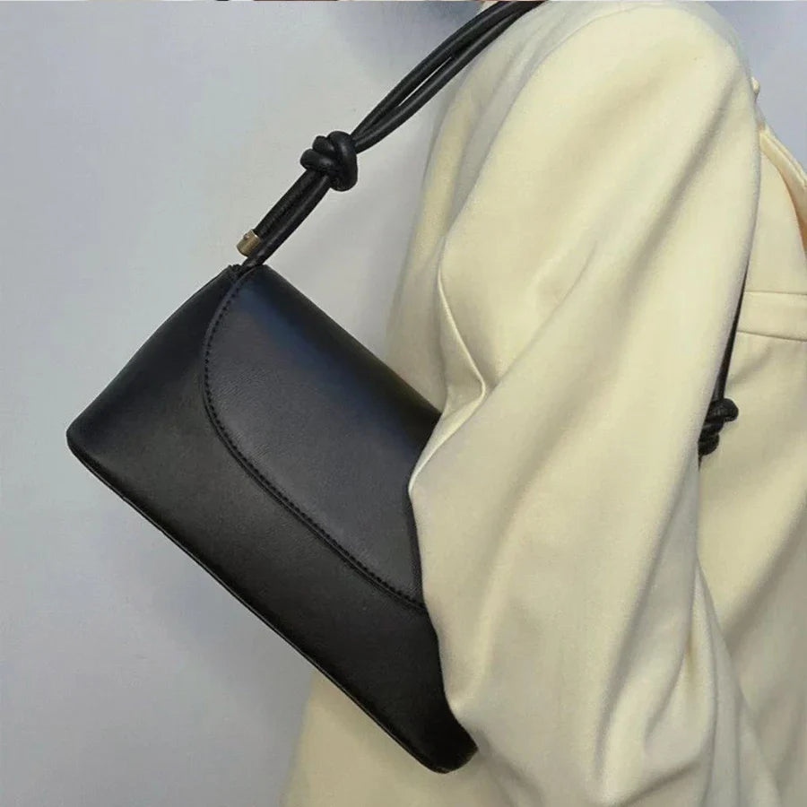 DAH Stephanie Bag – Trendy, Versatile Messenger Bag for Every Occasion