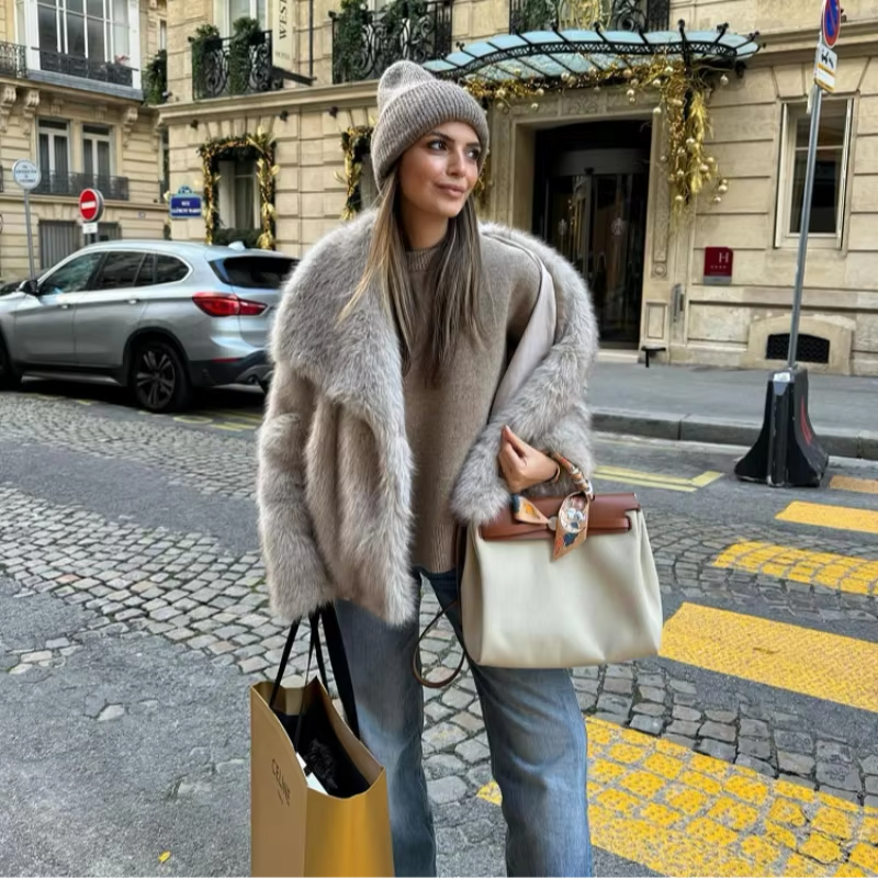 DAH Elena Velvet Fur Coat – Effortless Elegance Meets Ultimate Comfort