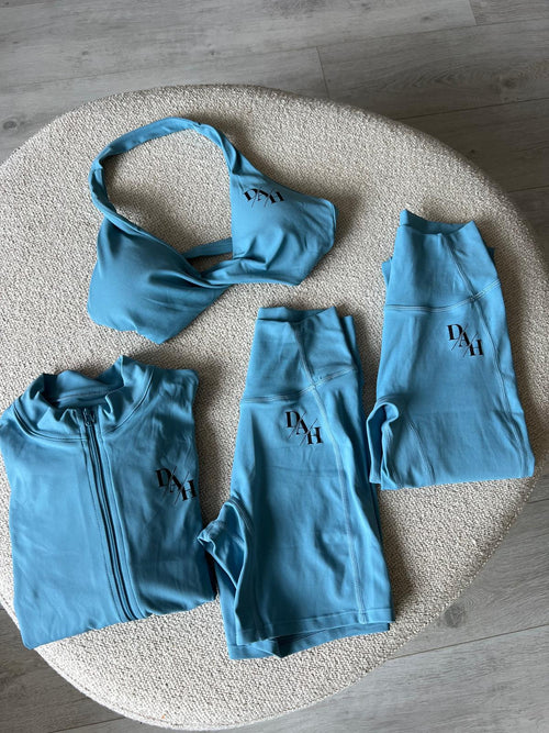 DAH Seamless 4-Piece Set