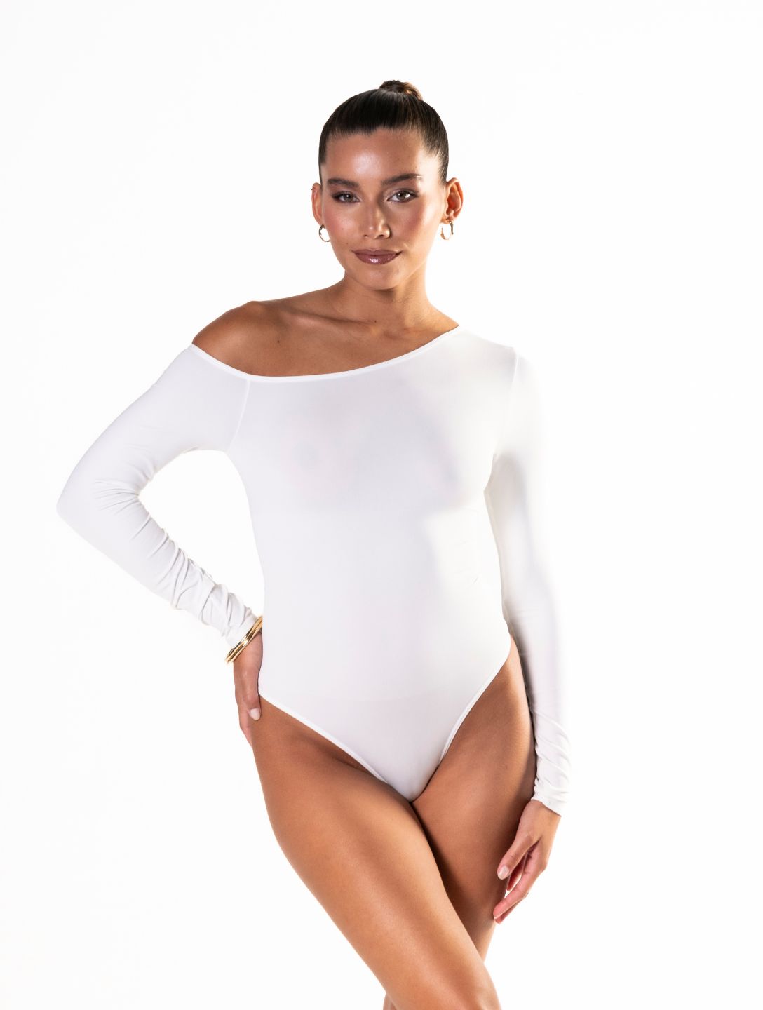 DAH One-Shoulder Long Sleeve Bodysuit – Sleek & Sexy Silhouette