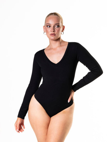 DAH Long Sleeve Scoop Neck Bodysuit – Achieve a Sleek and Seamless Look