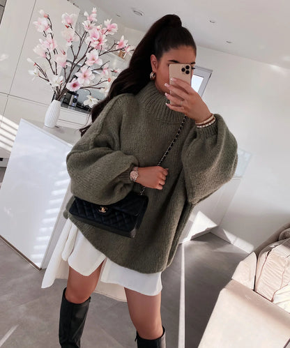 DAH Nata – Oversized Wool Sweater: Stylish and Comfortable for Fall and Winter