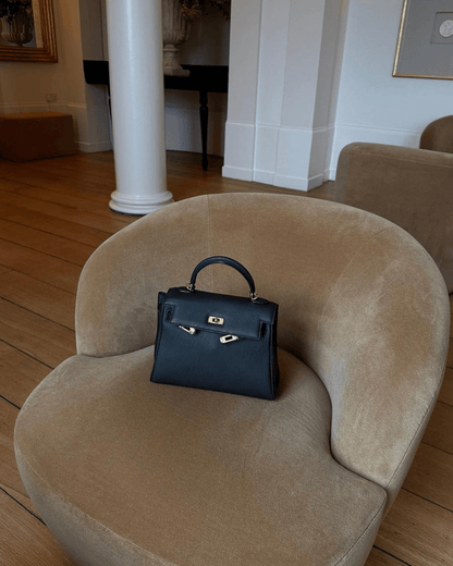 DAH Margot Leather Shoulder Bag – Timeless Elegance for Your Busy Life